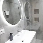 Joel Family Apartment's Center * Golem (Tirana)