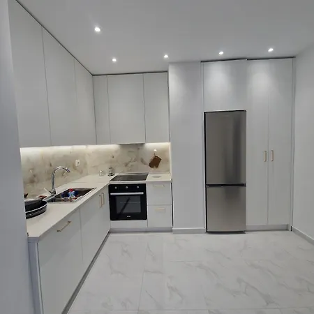 Apartment Joel Family Apartment's Center *