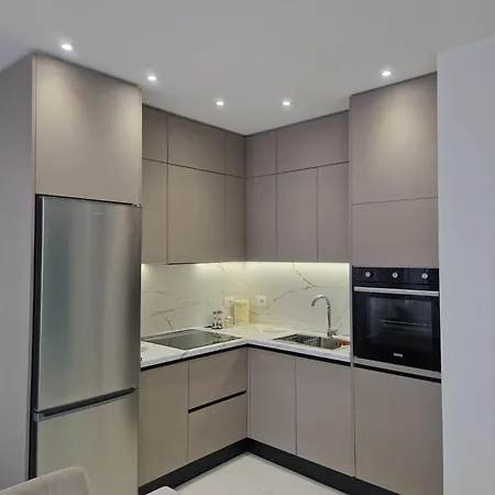 Apartment Joel Family Apartment's Center *