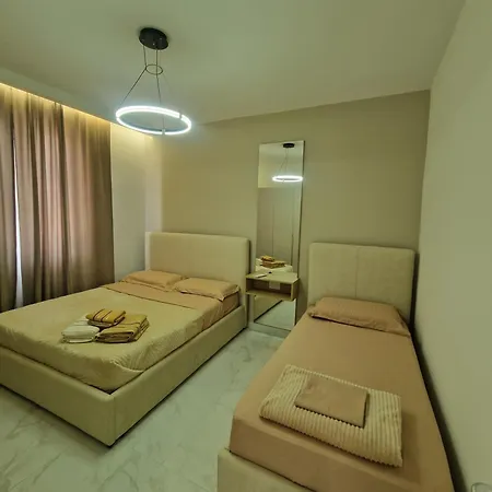 Joel Family Apartment's Center Apartment *