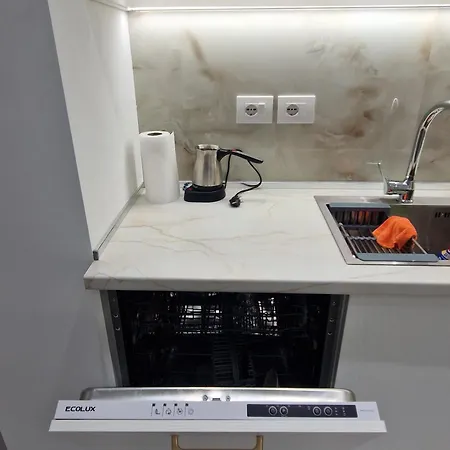 Joel Family Apartment's Center Golem (Tirana)