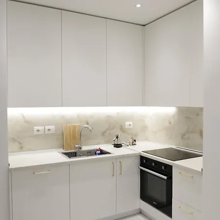 Joel Family Apartment's Center Apartment *