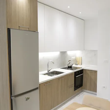 Apartment Joel Family Apartment's Center *