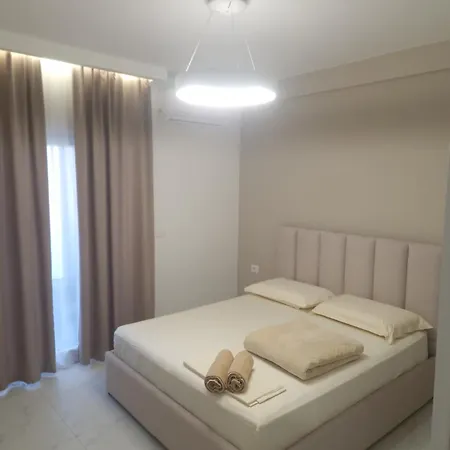 Joel Family Apartment's Center Apartment *