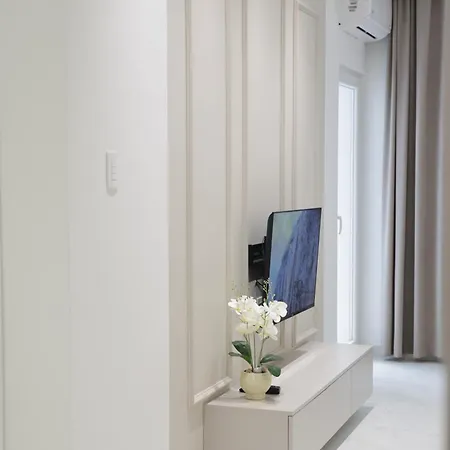 Joel Family Apartment's Center Apartment *